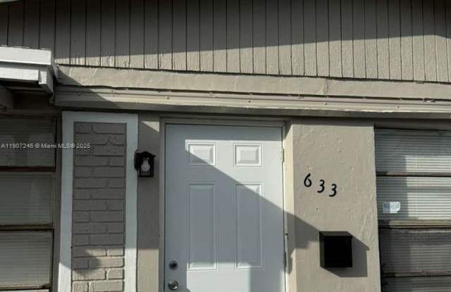 633 NW 20th St - 633 Northwest 20th Street, Pompano Beach, FL 33060