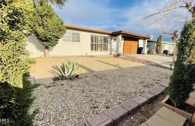 960 BURGESS Drive photos photos