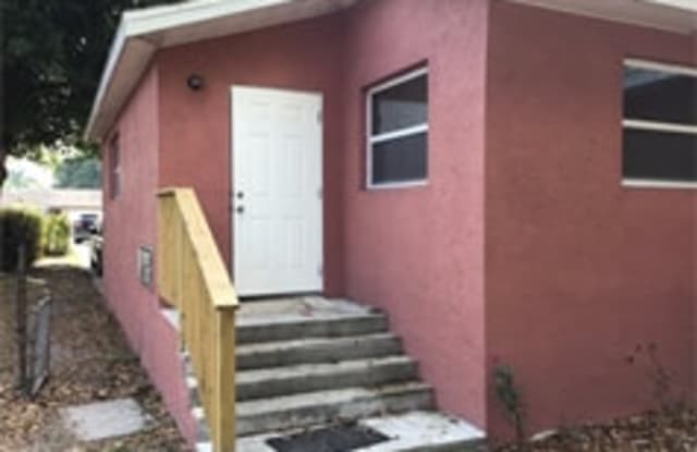 210 Crescent Lake Drive - 210 Crescent Lake Drive, North Fort Myers, FL 33917