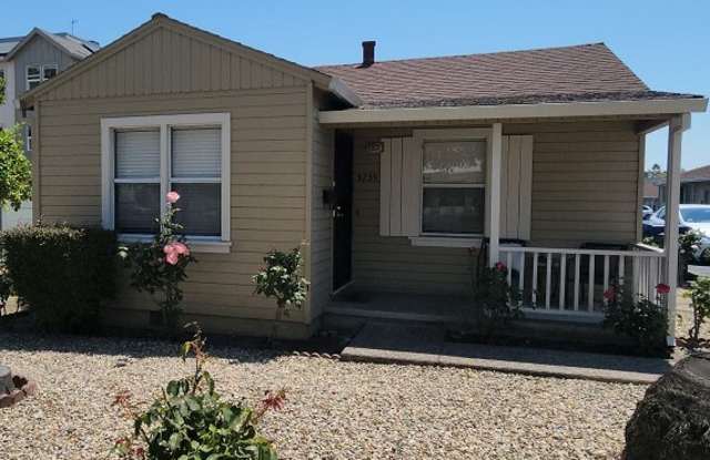 3739 Castro Valley Blvd photos photos