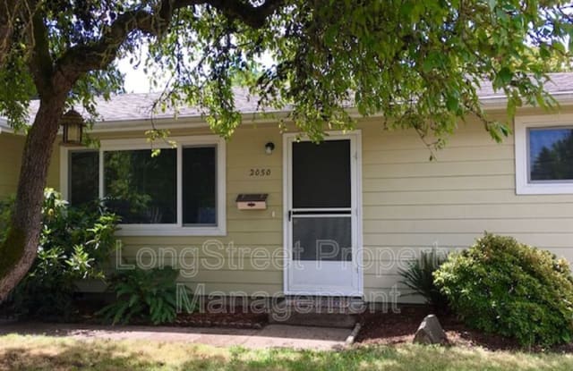 2050 NW Garfield Ave - 2050 Northwest Garfield Avenue, Corvallis, OR 97330