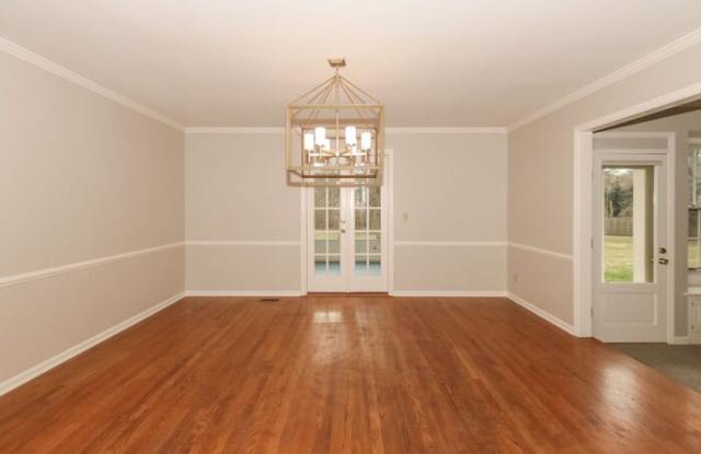 501 Copley Place Gallery 2