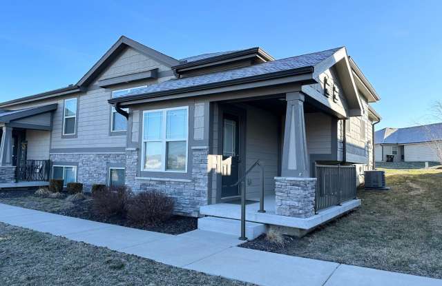 3 Bed | 3 Bath | 2 Car Garage Attached Villa in Blue Springs photos photos