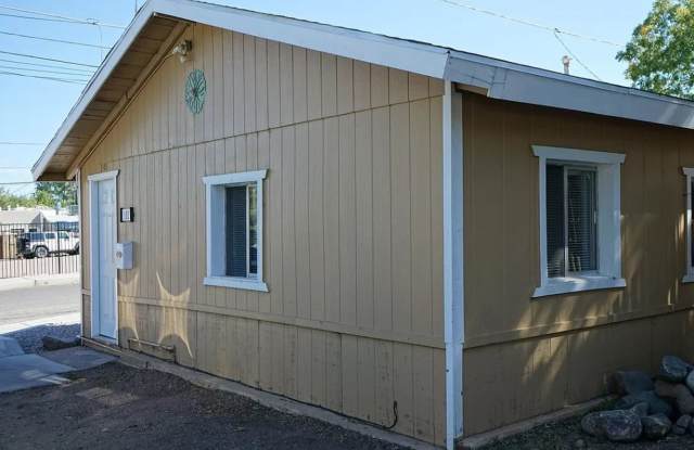 1 bedroom Home in Old Town Cottonwood - Contact Property Pros Property Management photos photos