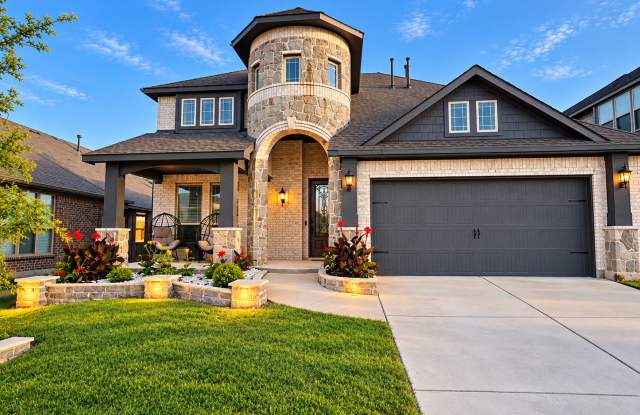 341 Red Cedar Drive Gallery 1