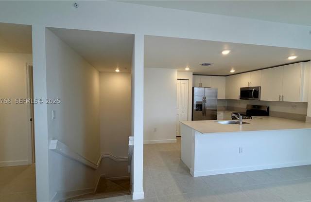 15601 SW 280 Gallery 4