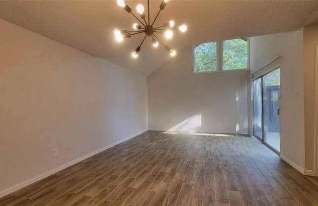 4651 Country Creek Drive - 4651 Country Creek Drive, Dallas, TX 75236
