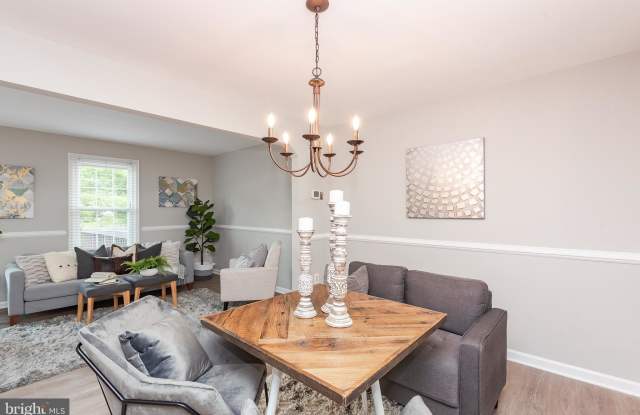 4312 SOUTHFIELD DRIVE Gallery 4