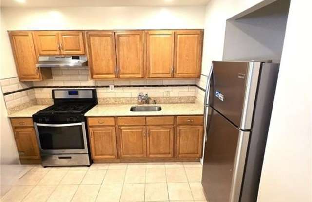 942 East 81st Street - 942 East 81st Street, Brooklyn, NY 11236 942 East 81st Street - 942 East 81st Street, Brooklyn, NY 11236