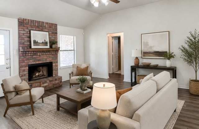 Inviting 3 Bedroom 2.25 Bath home in Hymesa Estates! Gallery 3