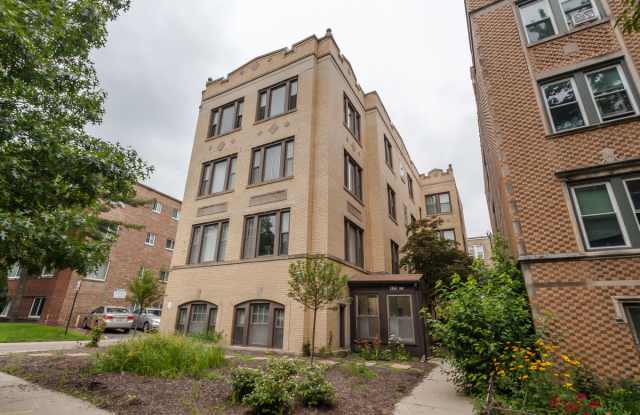 829 Case St - 829 Case Street, Evanston, IL 60202