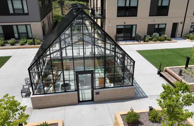 The Theodore Apartments - Senior & Affordable Housing Gallery 3