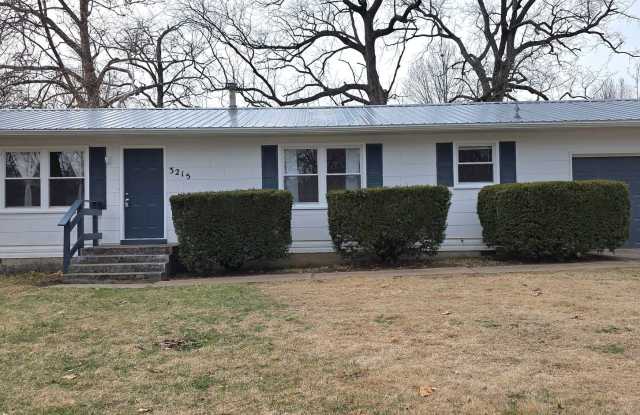 3 Bedrooms 2 Baths! South Springfield! $1250 BBBBBBeautiful!!! photos photos 3 Bedrooms 2 Baths! South Springfield! $1250 BBBBBBeautiful!!! photos photos