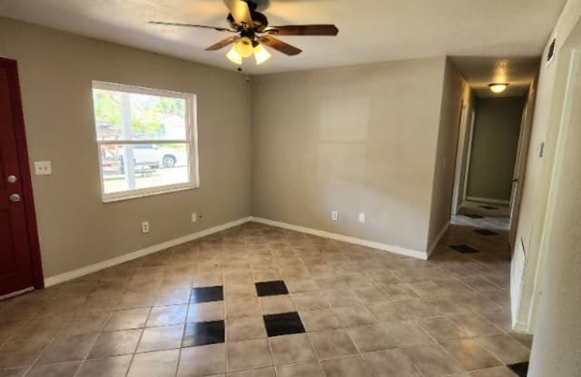 435 Longwood Cir - 435 Longwood Circle, Longwood, FL 32750