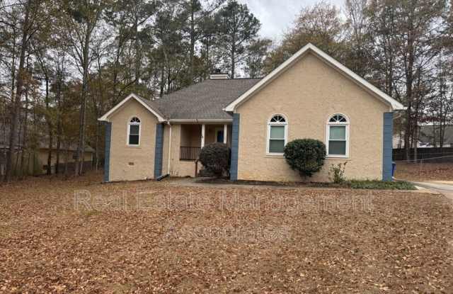 129 Wagon Wheel Circle - 129 Wagon Wheel Circle, Griffin, GA 30224