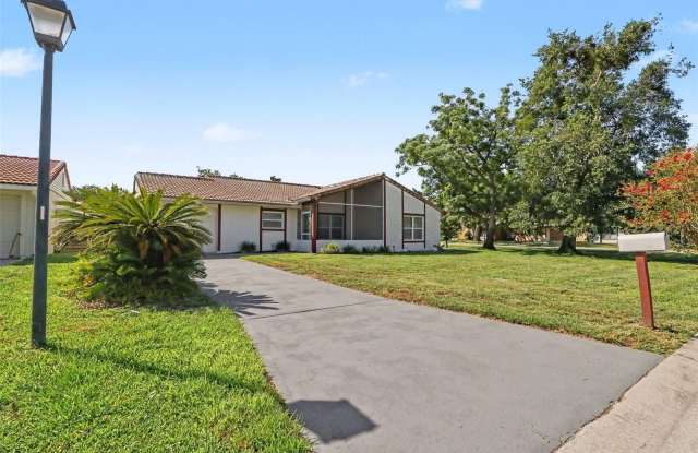 10157 BLUFF Court Gallery 3