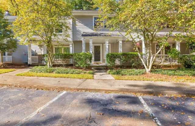 2790 Farmstead Road SE - 2790 Farmstead Road, Smyrna, GA 30080