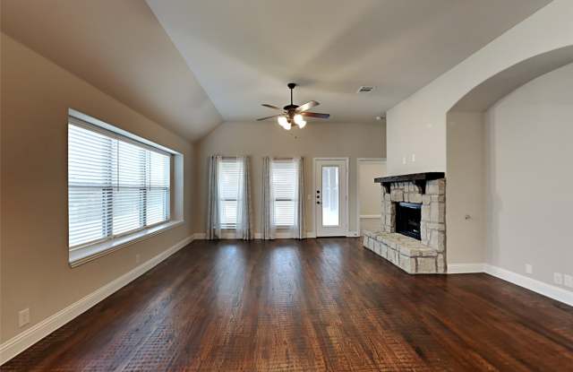 5211 Pentridge Drive Gallery 3