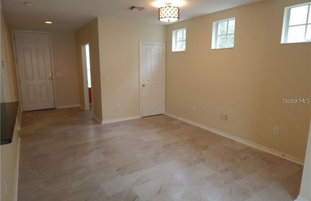 6127 FISHHAWK CROSSING BOULEVARD Gallery 3