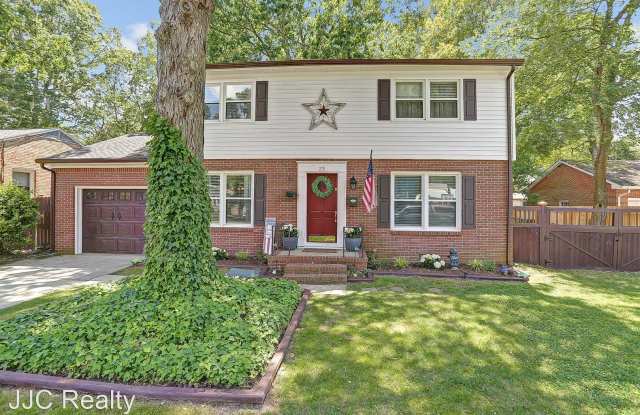 23 Dinwiddie Place - 23 Dinwiddie Place, Newport News, VA 23608
