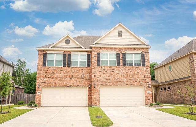 Mirror Lake Townhomes photos photos
