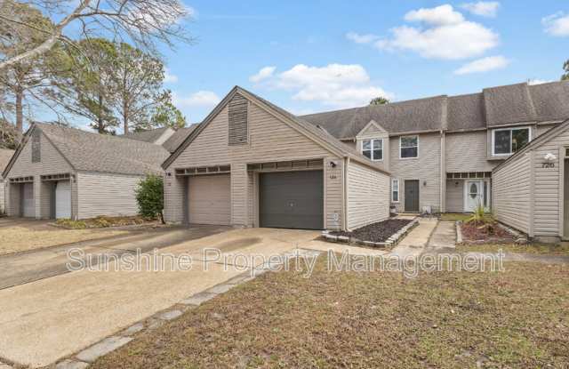 724 Chaseway Street photos photos