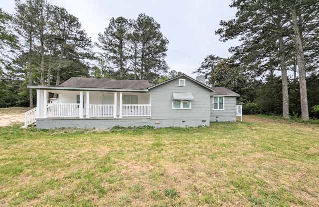 2300 Flat Shoals Road - 2 photos photos