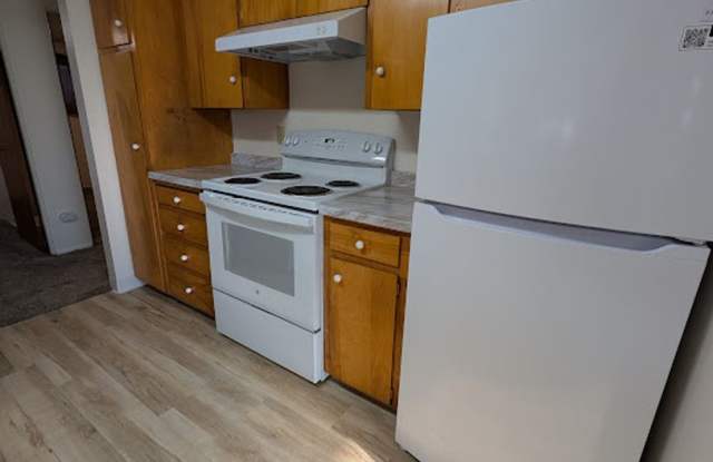 2 Bedroom Pet-friendly Clarkston Apartment with Great Updates photos photos