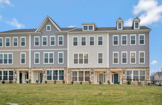 Gorgeous Bright Tri-level Townhome! photos photos