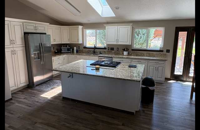 3060 Snowberry Loop Gallery 2