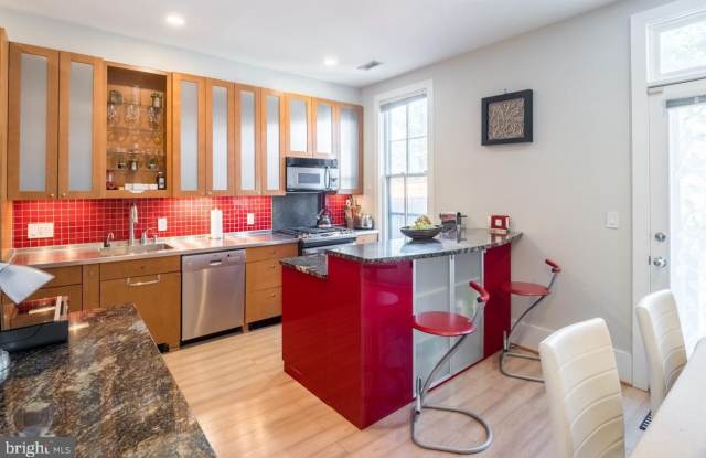 1407 33RD Street NW Gallery 4