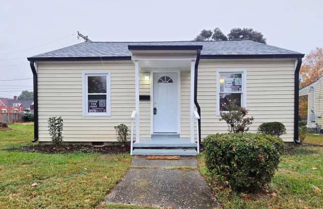 Newly Renovated Rental Available in Burlington! - 1214 Franklin Street, Burlington, NC 27215