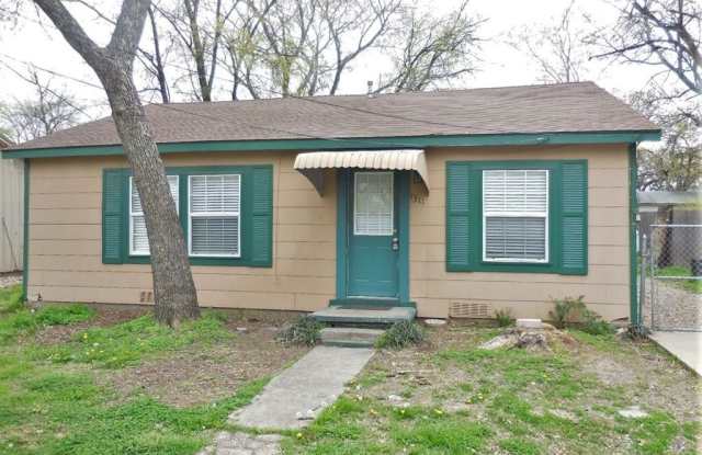 1311 Margie Street - 1311 Margie Street, Denton, TX 76201