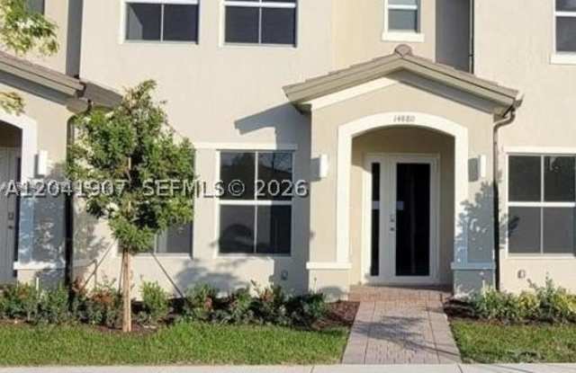 14816 SW 265th St photos photos