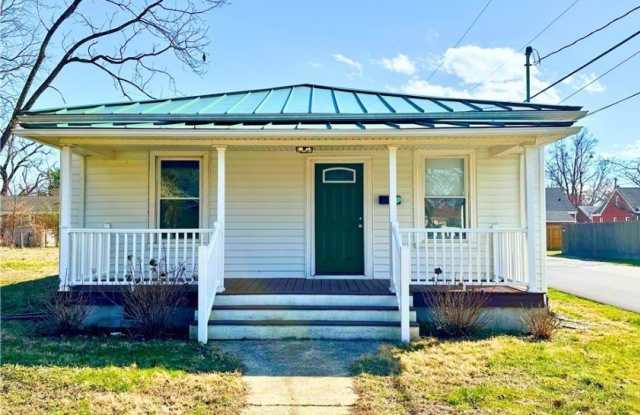 501 Highland Avenue - 501 Highland Avenue, Colonial Heights, VA 23834