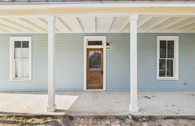 401 -- Fulton St - 401 Fulton Street, Fredericksburg, TX 78624