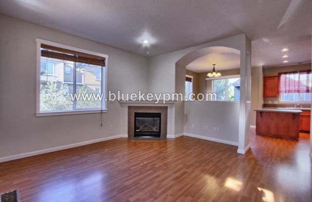 3 Bed 2.5 Baths Townhome near Nike in Beaverton Gallery 4