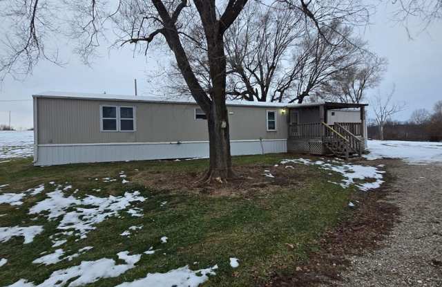 3 Bed 2 Bath Mobile Home for rent in Middletown, MO! - 8928 Pike 494, Pike County, MO 63359