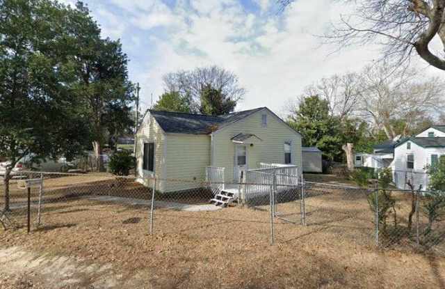 2829 English Avenue photos photos