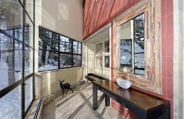 431 Edgewood Lane Gallery 4