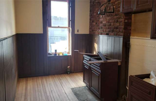87-34 Woodhaven Boulevard Gallery 4
