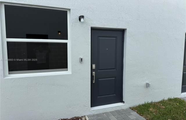 16225 SW 147th CT photos photos