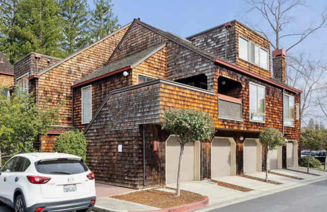 Beautiful Ground-Floor 2BR Condo on Stanford Campus photos photos