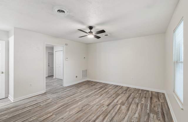 5205 Cub Circle Apt 2 Gallery 3
