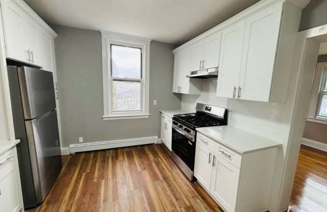 17 Clement St Gallery 2