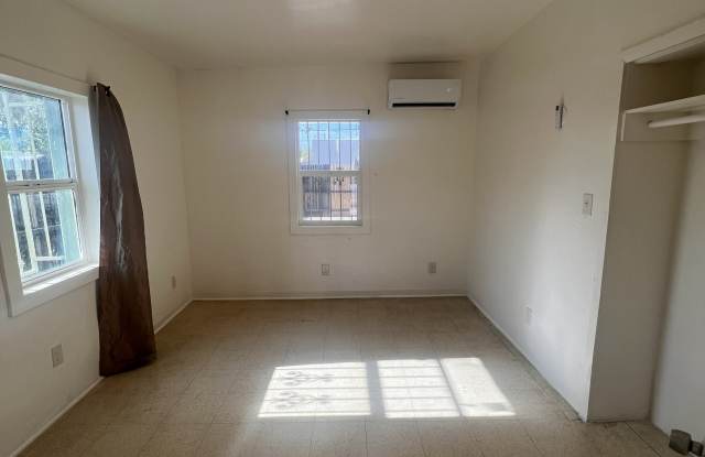 132 W Lincoln Street - 1 Gallery 2