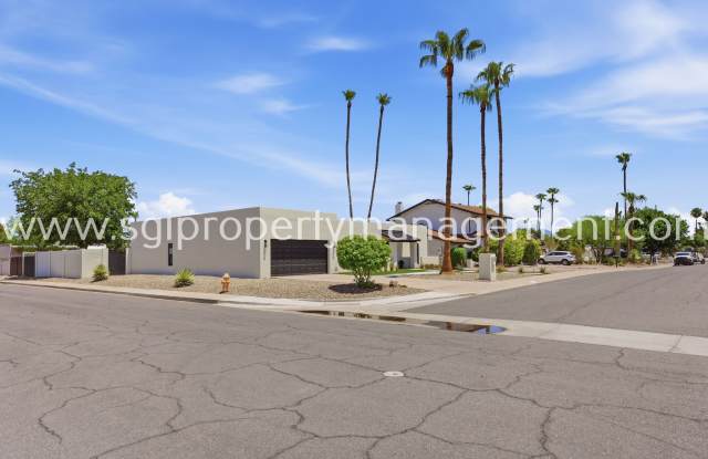 5040 E Columbine Dr photos photos