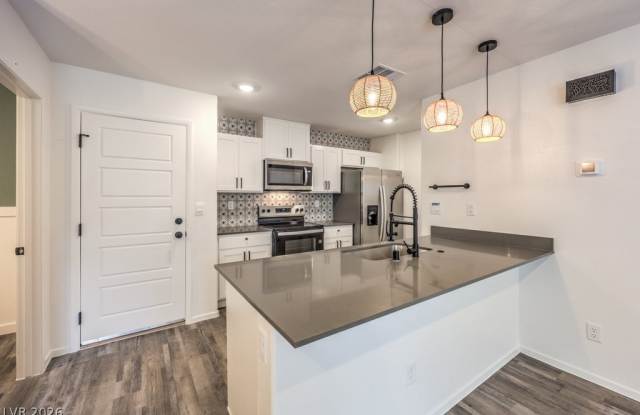7377 Philip Cove Street photos photos