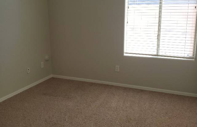 4318 E Page Ave Gallery 4
