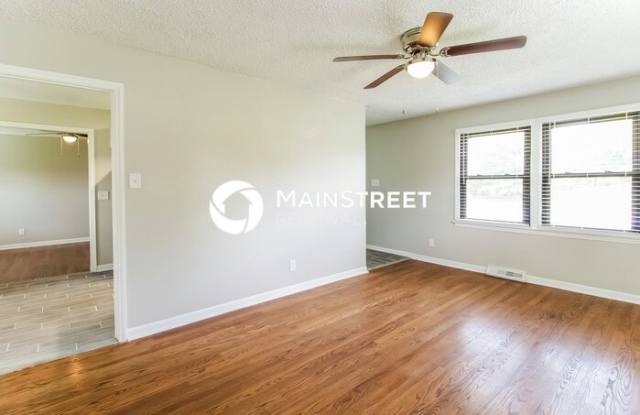 1405 Wayside Drive Gallery 2